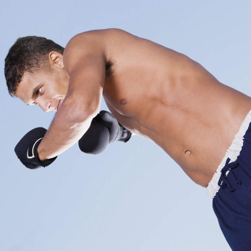 西方人,肌肉,健壮,一个人,拳击手,站,方图,室外,白天,正面,锻炼,旅游,度假,安全,比赛,运动,拳击,欧洲,欧洲人,仅一个男性,仅一个人,握,阴影,裤子,朦胧,模糊,光线,影子,云,云朵,防护,拳击手套,云彩,注视,娱乐,运动器械,裸露,仅一个年轻男性,蓝色,黑色,白云,蓝天,天空,阳光,手套,天,观察,看,站着,享受,休闲,健康,健身器械,放松,活力,力量,握着,晴朗,观看,青春,保护,察看,强壮,关注,室外运动,裸,保险,健身器材,户外运动,保全,周全,安稳,安定,防护手套,平安,体育,男人,男性,年轻男性,白种人,拳击家,拳击运动员,晴空,站立,半身,彩图,健身,运动器材