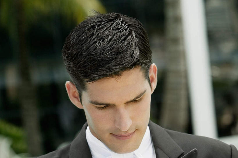 西方人,脸,头,脸颊,一个人,新郎,站,闭眼,横图,室外,特写,白天,正面,衬衫,西装,婚礼,快乐,植物,棕榈树,叶子,欧洲,欧洲人,仅一个男性,仅一个人,套装,正装,朦胧,模糊,庆祝,绿叶,领带,结婚,职业装,肩膀,树,树木,仅一个年轻男性,绿色,自然,低头,站着,喜庆,嫩叶,生长,成长,纪念,棕榈叶,男人,男性,年轻男性,白种人,头部,脸部,脸蛋,面部,叶,叶片,闭眼睛,闭着眼,闭着眼睛,站立,半身,彩图,衬衣,高兴