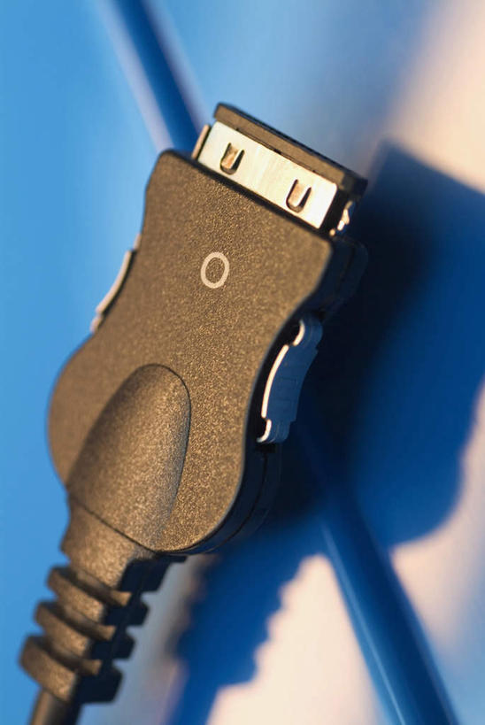 无人,竖图,俯视,室内,特写,白天,通讯,数据,静物,一根,阴影,朦胧,模糊,反射,传输,影子,黑色,摄影,影棚,网线,水晶头,线缆,彩图,高角度拍摄,影棚拍摄,拍摄