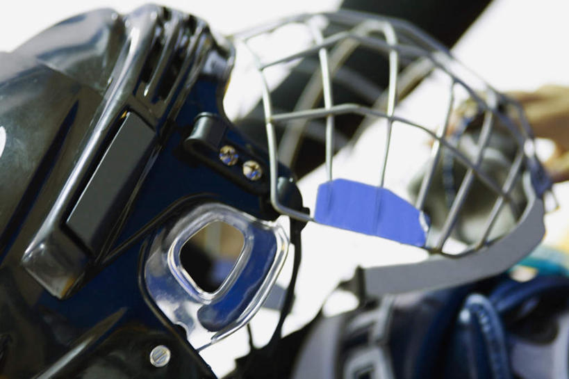 无人,横图,室外,特写,白天,正面,安全,静物,帽子,阴影,朦胧,模糊,光线,头盔,影子,防护,阳光,安全帽,保护,保险,保全,周全,安稳,安定,平安,彩图