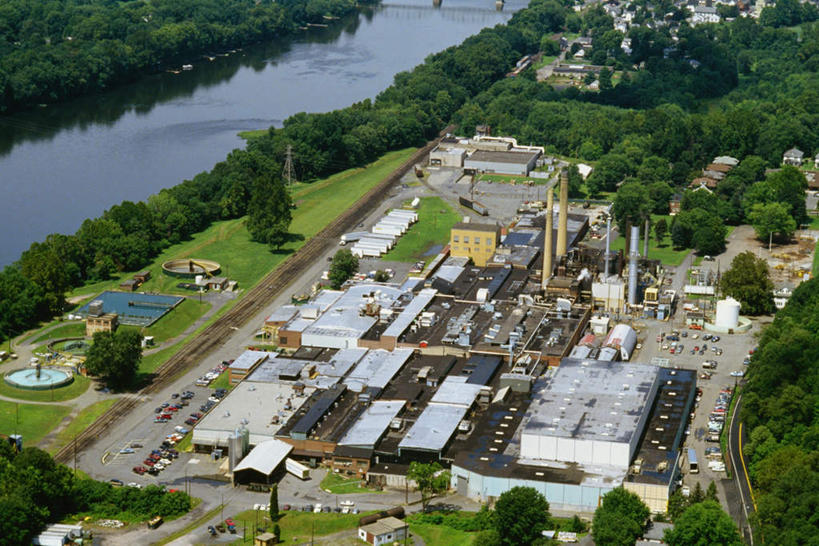 无人,家,工厂,横图,俯视,航拍,室外,白天,度假,草地,草坪,河流,美景,树林,水,植物,城市风光,城市,美国,房屋,屋子,河水,景观,水流,公寓,娱乐,洋房,楼房,住宅,草,树,树木,绿色,自然,享受,休闲,景色,放松,生长,成长,北美,北美洲,鸟瞰,美洲,新泽西,北亚美利加洲,亚美利加洲,新泽西州,新州,花园之州,花园州,彩图,高角度拍摄,房子,工地,制造厂