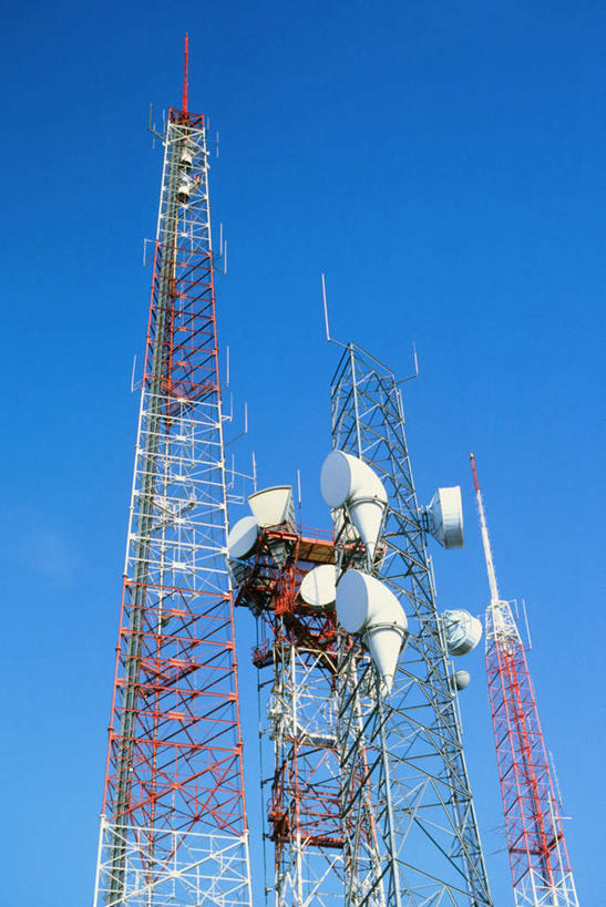 无人,竖图,室外,白天,仰视,旅游,度假,通讯,标志建筑,地标,建筑,美国,阴影,传输,光线,钢材,影子,支架,首都,娱乐,建设,蓝色,蓝天,天空,阳光,天,享受,休闲,旅游胜地,放松,通信,晴朗,支撑,发射,平台,北美,北美洲,美洲,爬梯,避雷针,华盛顿特区,万里无云,华盛顿哥伦比亚特区,华府,北亚美利加洲,亚美利加洲,晴空,晴空万里,彩图,低角度拍摄,塔体,通讯铁塔,通讯塔