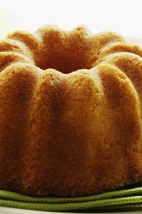 点心,无人,竖图,俯视,室内,特写,白天,下午茶,桌面,桌子,一块,阴影,反射,木制,影子,食品,食物,糕点,餐巾,木制品,保洁方巾,口布,彩图,高角度拍摄,蛋糕