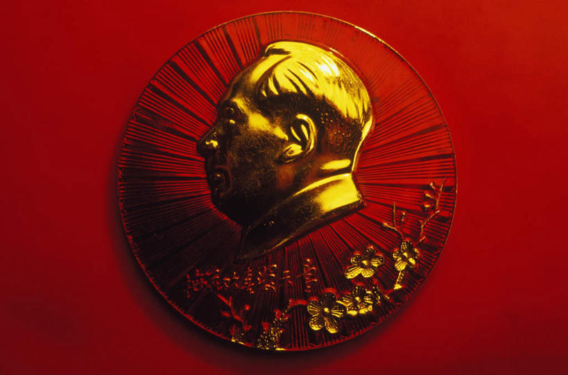 东方人,一个人,无人,横图,室内,特写,白天,正面,静物,工艺美术品,亚洲,仅一个男性,仅一个人,仅一个中年男性,红色背景,艺术,毛泽东,艺术品,黄种人,纪念品,工艺品,摄影,主席,影棚,纪念,留念,工艺,美术,徽章,领导,怀念,毛主席,二十八画生,润之,诗人,石三伢子,咏芝,革命家,理论家,首脑,战略家,记念,男人,男性,中年男性,亚洲人,半身,彩图,影棚拍摄,拍摄