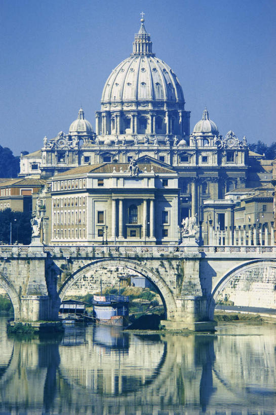 无人,教堂,竖图,室外,白天,正面,旅游,度假,河流,石头,水,标志建筑,地标,建筑,欧洲,梵蒂冈,阴影,波纹,节日,光线,石子,影子,河水,水流,桥,涟漪,圣彼得大教堂,首都,文化,娱乐,建设,石桥,拱桥,栈桥,蓝色,倒影,蓝天,水纹,天空,阳光,波浪,天,祈祷,享受,休闲,健康,旅游胜地,放松,许愿,宗教,信仰,拱形,晴朗,纪念,人行桥,石拱桥,祈求,倒映,南欧,信念,梵蒂冈城,万里无云,水晕,梵蒂冈城国,梵蒂冈圣伯铎大教堂,圣彼得教堂,反照,平安,石块,晴空,晴空万里,彩图,大教堂,礼拜堂