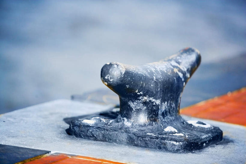 无人,码头,横图,室外,特写,白天,正面,度假,美景,城市风光,城市,道路,港口,路,公路,金属制品,美国,阴影,朦胧,模糊,破旧,陈旧,光线,金属,影子,柱子,景观,交通,娱乐,阳光,享受,休闲,景色,放松,北美,北美洲,美洲,缆绳,佐治亚州,系船柱,缆绳桩,缆绳柱,系缆桩,萨凡纳,佐治亚,乔治亚州,南方帝国州,北亚美利加洲,亚美利加洲,萨瓦纳,萨王纳,马路,彩图,摆渡口,埠头,渡口,渡头,港湾,海港,货运码头,口岸,商港