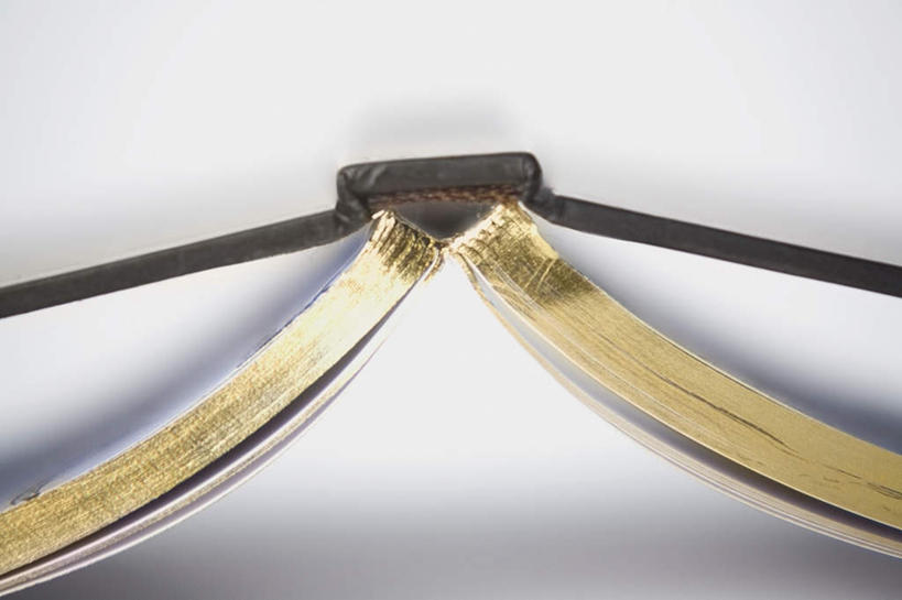 无人,横图,室内,特写,白天,白色背景,正面,静物,书籍,一本,阴影,反射,影子,摄影,影棚,书,图书,彩图,影棚拍摄,拍摄