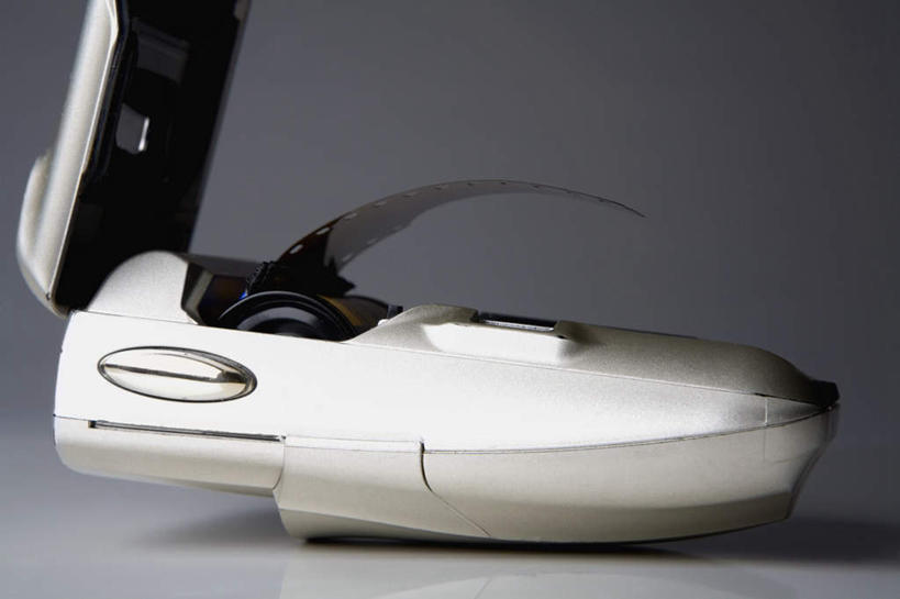 无人,横图,照片,室内,特写,白天,正面,静物,相机,阴影,灰色背景,反射,影子,一个,拍照,黑色,数码相机,打开,摄影,影棚,单个,底片,开启,胶片,相片,照相机,彩图,影棚拍摄,拍摄,照相,胶卷