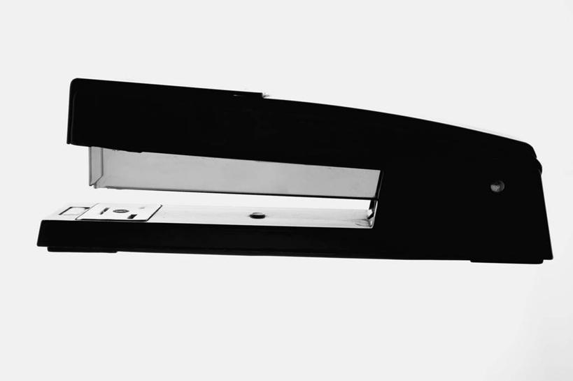 无人,横图,室内,特写,白天,白色背景,正面,静物,连接,组合,办公用品,订书机,一个,黑色,摄影,影棚,单个,链接,装订,拼接,杠杆,拼凑,订书器,拼合,凑集,聚合,撮合,链结,缝合,彩图,影棚拍摄,拍摄