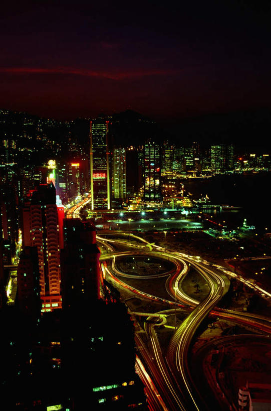 无人,家,高楼大厦,竖图,俯视,航拍,室外,夜晚,长时间曝光,度假,办公楼,美景,城市风光,城市,大厦,道路,建筑,路,路灯,摩天大楼,写字楼,夜景,公路,照明,香港,中国,亚洲,阴影,朦胧,模糊,光线,影子,房屋,屋子,景观,公寓,灯光,交通,娱乐,洋房,楼房,住宅,灯,楼宇,享受,休闲,商务楼,景色,放松,照亮,港,照明设备,鸟瞰,曝光,东亚,铜锣湾,香港岛,香港特别行政区,港澳台,中华人民共和国,港岛,马路,彩图,高角度拍摄,房子,大楼,高层建筑,高楼,摩天楼