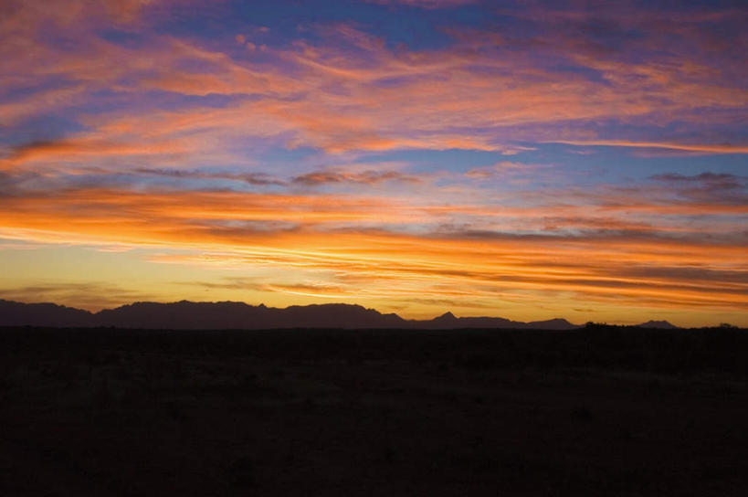无人,横图,室外,白天,正面,旅游,度假,石头,美景,日落,山,山脉,非洲,阴影,光线,石子,影子,景观,山顶,山峰,晚霞,霞光,落日,山峦,背光,娱乐,阳光,自然,黄昏,群山,享受,休闲,景色,彩霞,放松,自然风光,逆光,沉积岩,德拉肯斯山脉,阿非利加洲,颠峰,极峰,夕照,德拉肯斯堡山脉,喀什兰巴山,龙山山脉,水成岩,石块,岩石,夕阳,彩图,斜阳