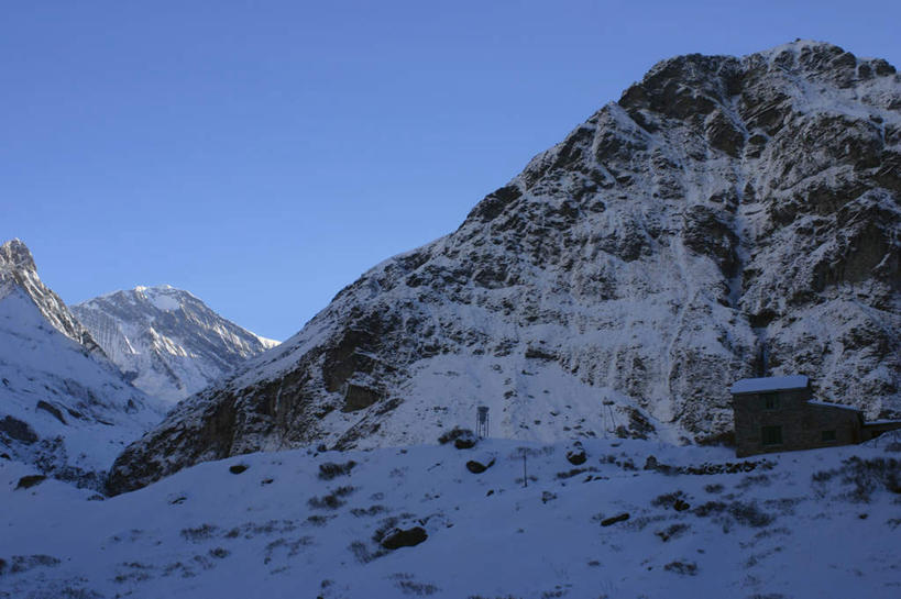 无人,横图,室外,白天,正面,旅游,度假,美景,山,雪,雪山,大雪,尼泊尔,亚洲,阴影,光线,影子,冰,积雪,景观,山峰,雪景,冬季,冬天,山峦,娱乐,蓝色,蓝天,天空,阳光,自然,天,享受,休闲,景色,放松,寒冷,晴朗,冰冷,自然风光,南亚,万里无云,喜马拉雅山脉,安纳普尔纳峰,尼泊尔王国,喜马拉雅山,严寒,喜马拉雅,冰凉,酷寒,凛冽,凛凛,极冷,库塘峰,晴空,晴空万里,彩图