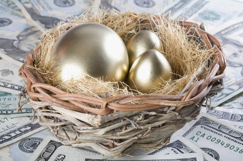 无人,横图,俯视,室内,特写,白天,钱,美元,静物,一排,许多,阴影,朦胧,模糊,整齐,反射,鸟巢,钱币,影子,干草,美金,排列,草垛,金色,钞票,金融,纸币,经济,队列,美圆,金蛋,流通,纸钞,贸易,干草垛,货币,现金,彩图,高角度拍摄