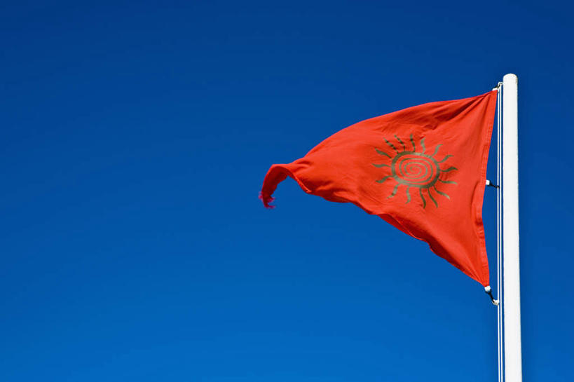 无人,横图,室外,特写,白天,仰视,静物,旗帜,国旗,墨西哥,阴影,飘扬,光线,旗杆,影子,红色,蓝色,蓝天,天空,阳光,天,晴朗,飘逸,北美,北美洲,飞扬,美洲,万里无云,尤卡坦半岛,尤卡坦州,北亚美利加洲,亚美利加洲,墨西哥合众国,仙人掌王国,加敦半岛,犹加敦,旗,晴空,晴空万里,彩图,低角度拍摄