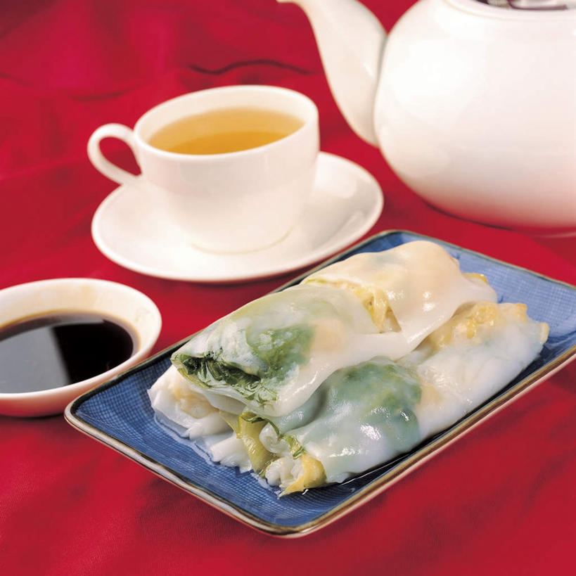 无人,方图,俯视,室内,特写,白天,烹饪,中餐,幸福,茶,杯子,餐具,阴影,红色背景,反射,碟子,壶,盘,影子,陶瓷,调料,茶叶,料理,食品,陶瓷制品,调味品,调味料,娱乐,酱油,菜肴,美食,水壶,食物,盘子,茶壶,容器,水杯,碟,碗,享受,休闲,温馨,中式,放松,乐趣,摄影,佳肴,影棚,储藏,提神,舒适,储存,醒脑,肠粉,广东菜,粤菜,豉油,茶杯,彩图,高角度拍摄,影棚拍摄,拍摄,蒸肠粉,贮存