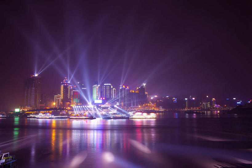 无人,高楼大厦,码头,横图,室外,夜晚,正面,度假,河流,美景,水,城市风光,城市,大厦,港口,建筑,轮船,摩天大楼,夜景,船,照明,重庆,中国,亚洲,阴影,光线,影子,河水,景观,水流,灯光,娱乐,灯,灯具,交通工具,享受,休闲,景色,放松,聚光灯,照亮,照明设备,载具,长江,东亚,朝天门码头,嘉陵江,中华人民共和国,西南地区,重庆市,渝,彩图,摆渡口,埠头,大楼,渡口,渡头,港湾,高层建筑,高楼,海港,货运码头,口岸,摩天楼,商港