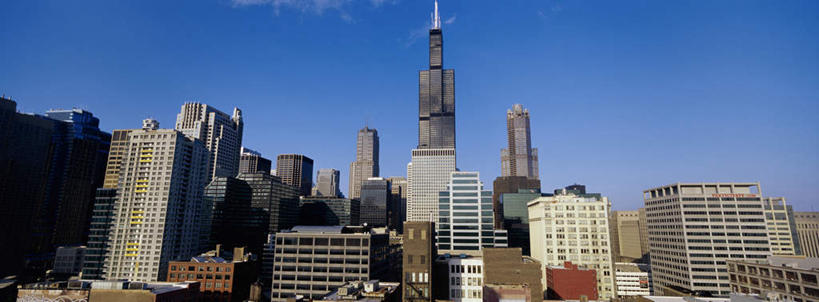 无人,高楼大厦,横图,全景,室外,白天,仰视,度假,美景,城市风光,标志建筑,城市,大厦,地标,建筑,摩天大楼,美国,阴影,光线,影子,景观,云,云朵,建筑群,云彩,娱乐,建设,蓝色,白云,蓝天,天空,阳光,天,享受,休闲,景色,放松,晴朗,北美,北美洲,美洲,伊利诺斯州,芝加哥,世界屠猪城,巨肩之城,劳动之城,伊利诺伊,伊利诺伊州,伊利诺州,芝加哥市,芝城,林肯之地,北亚美利加洲,亚美利加洲,西尔斯大厦,希尔斯大厦,威利斯大厦,韦莱集团大厦,晴空,彩图,低角度拍摄,大楼,高层建筑,高楼,摩天楼