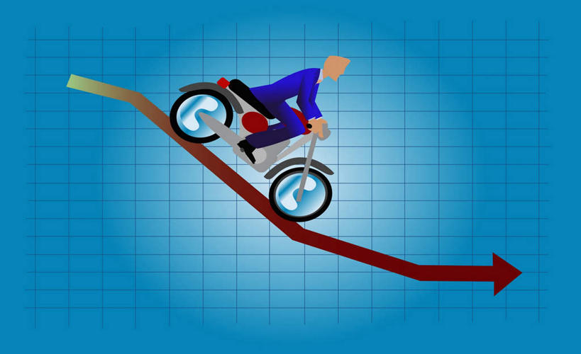 西方人,一个人,无人,商务人士,商务男性,坐,横图,插画,室内,白天,侧面,衬衫,股票,数码,数据,科技,摩托车,欧洲,欧洲人,仅一个男性,仅一个人,一辆,握,阴影,蓝色背景,套装,分析,曲线,网络,图表,表格,高光,几何,计算机图形,拿,合成,图画,拿着,方向,踩,箭头,车,画,仅一个年轻男性,交通工具,踩着,握着,K线图,金融,经济,统计,电脑合成图,数码合成图,折线,指向,合成图,载具,商务装,颈线,漫画,流通,贸易,工薪阶层,写实,具体,具象,簇,K线,股价图,蜡烛图,男人,男性,年轻男性,白种人,白领,上班族,坐着,彩图,全身,衬衣,证券