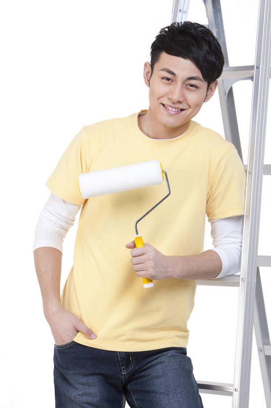 东方人,成年人,一个人,站,笑,微笑,露齿笑,竖图,白色背景,快乐,装修,亚洲,仅一个男性,瓷器,休闲装,靠,靠着,享乐,手插袋,油漆工,东亚,滚刷,北京市,男人,男性,年轻男性,亚洲人,中国人,年轻人,插兜,手插兜,半身,彩图,影棚拍摄,手抄兜