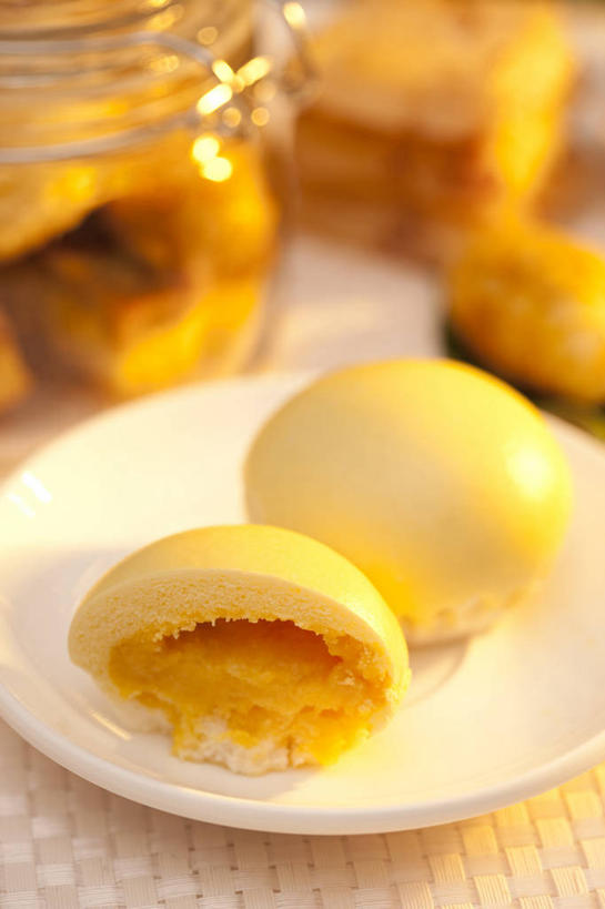 点心,无人,竖图,彩色,特写,静物,餐具,中国,亚洲,装饰,美味,食品,小吃,饮食,盘子,甜食,诱惑,摄影,五颜六色,色彩斑斓,膳食,五彩缤纷,东亚,蒸菜,五彩斑斓,五光十色,彩图,影棚拍摄,流沙包