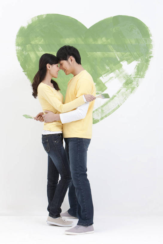 东方人,成年人,两个人,夫妻,家,站,笑,微笑,露齿笑,竖图,白色背景,侧面,爱情,快乐,幸福,纯洁,合作,团队,装修,北京,中国,亚洲,准备,浪漫,休闲装,绿色,画笔,社区,面对面,恩爱,可爱,童年,童趣,搭,恋人,摄影,影棚,享乐,搭着,摄影棚,房地产,油漆工,童真,东亚,烂漫,无邪,北京市,异性恋,开端,天真,男人,男性,年轻男性,年轻女性,女人,女性,亚洲人,中国人,年轻人,心型,夫妇,情侣,拥抱,彩图,影棚拍摄,爱,拍摄,伴侣