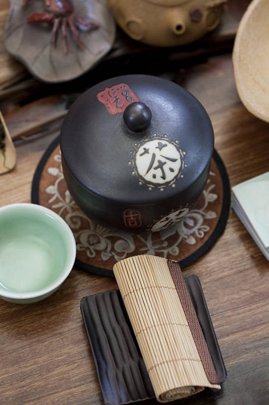 无人,竖图,俯视,室内,特写,下午茶,桌子,静物,北京,中国,亚洲,装饰,材料,瓷器,茶道,陶瓷制品,古典,茶盘,传统,饮食,容器,茶馆,陶器,摄影,有机食品,中国茶,竹简,中国文化,古典风格,东亚,东亚文化,茶杯,彩图,高角度拍摄,传统文化,茶叶盒,青瓷