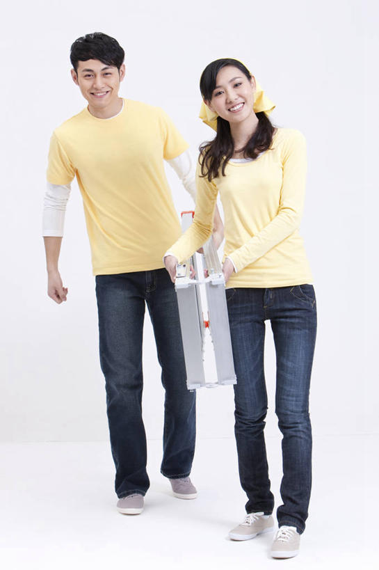 东方人,成年人,两个人,夫妻,站,笑,微笑,露齿笑,竖图,白色背景,正面,爱情,快乐,纯洁,合作,团队,装修,亚洲,准备,并排,瓷器,浪漫,休闲装,社区,恩爱,可爱,童年,童趣,恋人,享乐,运送,房地产,童真,东亚,烂漫,无邪,北京市,异性恋,开端,天真,男人,男性,年轻男性,年轻女性,女人,女性,亚洲人,中国人,年轻人,夫妇,情侣,彩图,影棚拍摄,伴侣