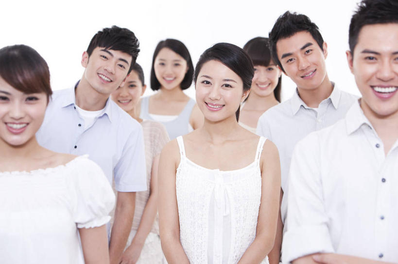 东方人,成年人,人群,站,笑,微笑,露齿笑,横图,留白,白色背景,正面,时尚,快乐,友谊,幸福,北京,中国,亚洲,并排,休闲装,休闲,放松,乐趣,摄影,影棚,生活方式,酷,享乐,摄影棚,肖像,合伙,东亚,集体照,无忧无虑,团结,男人,男性,年轻男性,年轻女性,女人,女性,亚洲人,中国人,年轻人,休闲活动,半身,彩图,影棚拍摄,欢乐,拍摄,挨着