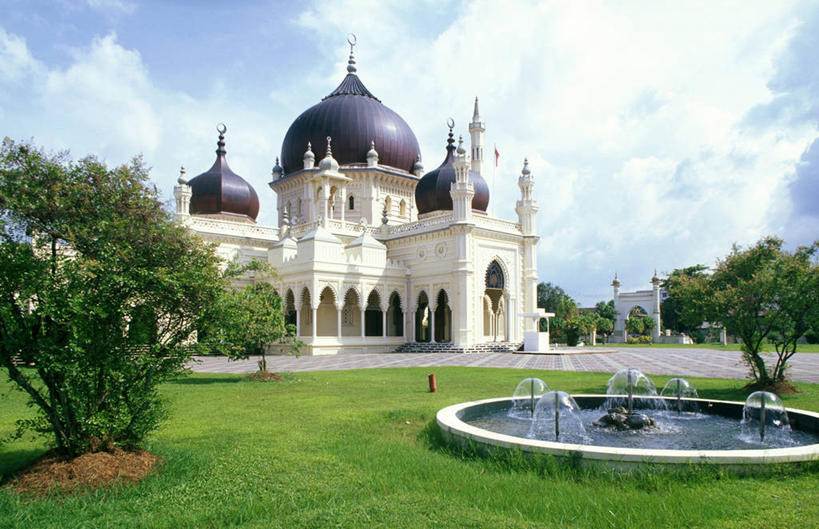 无人,横图,白天,建筑,喷泉,马来西亚,亚洲,城镇,图像,风景,地标建筑,摄影,宗教,建造,伊斯兰教,都市风光,清真寺,彩图,旅行