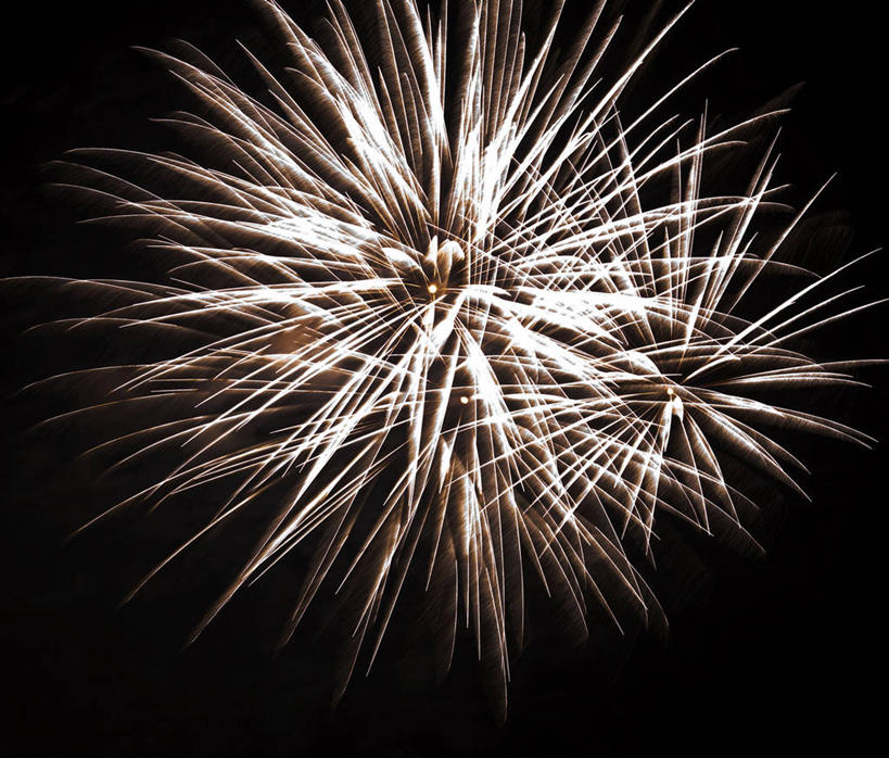 无人,横图,室外,夜晚,爆炸,节日,庆祝,半空,放射,图像,娱乐,风景,天空,焰火,摄影,照亮,想法,彩图,传统节日