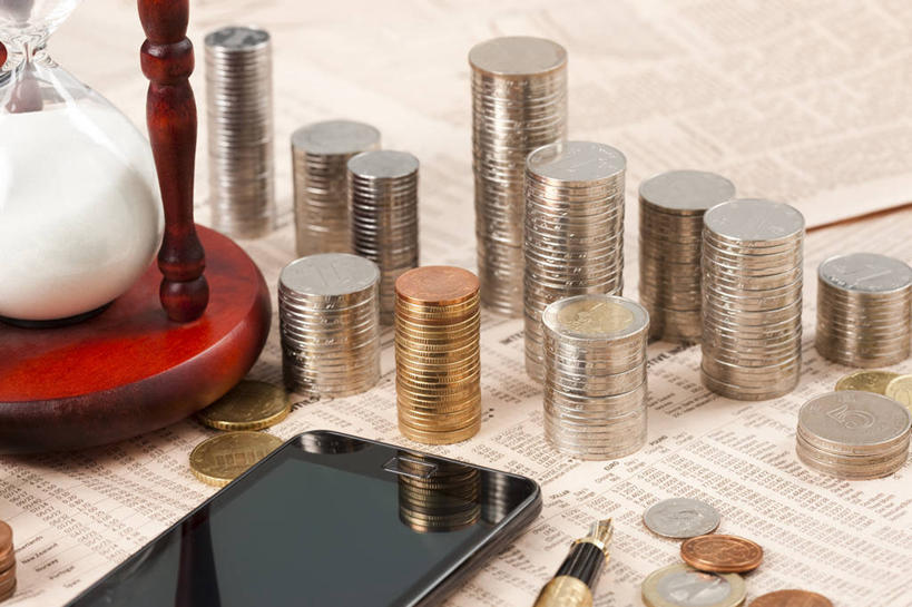 无人,横图,特写,商务,阅读,智慧,赚钱,风险,竞争,股票,钱,人民币,技术,数据,静物,报纸,沙漏,手机,北京,中国,亚洲,连接,写,学习,堆叠,丰富,检查,时间,分析,信息,钱币,文字,现代,概念,储蓄,浏览,财富,金融,投资,摄影,经济,新闻,部分,便利,准确,利润,墨水笔,选择,流通,挑战,贸易,智能手机,东亚,发展,计划书,策略,繁荣,无线电技术,技能,想法,机会,判断,货币,现金,硬币,彩图,机遇,报刊,财会,股票行情