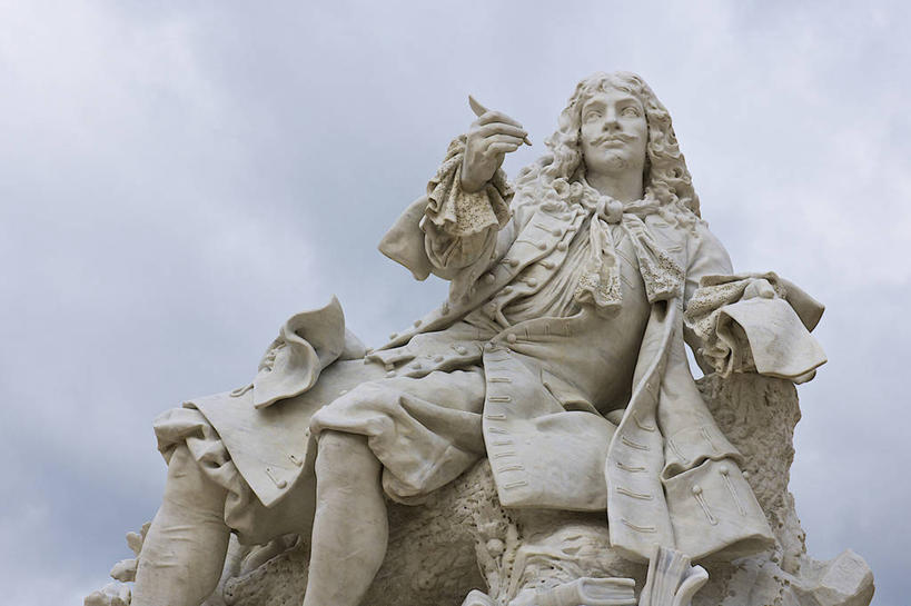 无人,横图,室外,白天,仰视,雕塑,法国,欧洲,艺术,标志,雕像,符号,历史,标识,天空,摄影,性别符号,尚蒂伊城堡,彩图,低角度拍摄,男性符号