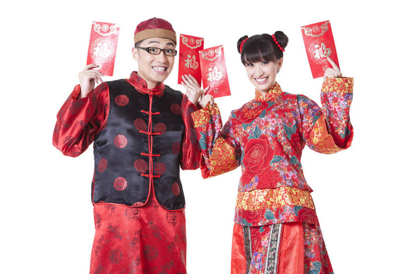 东方人,成年人,两个人,微笑,横图,留白,白色背景,正面,快乐,兴奋,幸福,运气,北京,中国,春节,亚洲,节日,并排,眼镜,祝福,拿着,传统,刺激,盛装,衣服,财富,摄影,红包,影棚,幽默,愉悦,发髻,中国文化,摄影棚,祝贺,出示,东亚,异性恋,男人,男性,年轻男性,年轻女性,女人,女性,亚洲人,中国人,年轻人,彩图,影棚拍摄,传统服装,装扮,欢乐,拍摄,给予,伴侣,唐装,传统文化,法定假日,挨着,传统节日
