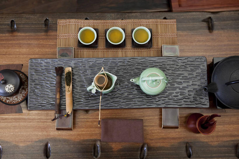 无人,横图,俯视,室内,下午茶,茶,桌子,静物,北京,中国,亚洲,壶,绿茶,茶道,茶叶,食品,饮品,古典,杯,茶盘,传统,饮食,食物,饮料,茶碟,茶壶,容器,毛巾,茶馆,花茶,陶器,摄影,中国茶,可口,清新,中国文化,古典风格,东亚,热饮,滤茶器,东亚文化,健康食物,适口,茶杯,彩图,高角度拍摄,传统文化,茶叶盒,青瓷