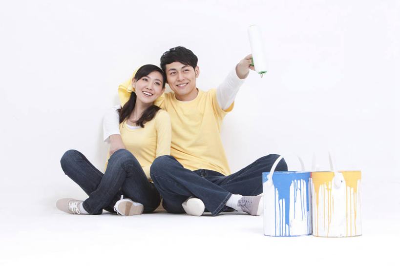 东方人,成年人,两个人,夫妻,坐,笑,微笑,露齿笑,横图,白色背景,正面,爱情,快乐,纯洁,合作,团队,装修,亚洲,准备,并排,瓷器,浪漫,注视,休闲装,社区,观察,看,手势,恩爱,可爱,童年,童趣,搭,恋人,观看,察看,享乐,搭着,关注,房地产,瞄准,油漆罐,油漆工,童真,东亚,烂漫,无邪,滚刷,北京市,异性恋,开端,天真,男人,男性,年轻男性,年轻女性,女人,女性,亚洲人,中国人,年轻人,夫妇,情侣,彩图,影棚拍摄,爱,伴侣,打手势