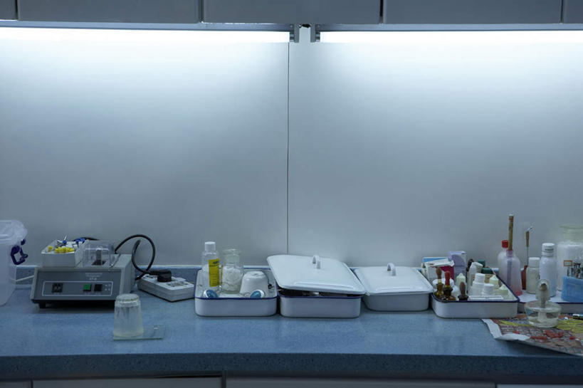 牙齿,无人,医院,横图,竖图,室内,留白,静物,亚洲,准备,检查,瓷器,工具,干净,书桌,架子,职业,准确,牙科设备,恐怖,医疗器械,东亚,厨房器具,口腔卫生,医疗机构,北京市,颜料盘,惊骇,大汗淋漓,齿,牙,牙龈,牙医,彩图,病院,诊所,门诊部