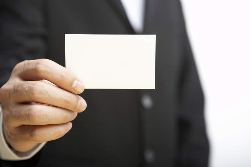 东方人,手,一个人,商务人士,横图,特写,白色背景,正面,商务,名片,仅一个男性,套装,拿着,职业,摄影,后背,动作,男人,男性,亚洲人,中国人,彩图,全画面,全框架,全帧,影棚拍摄,给予,全画幅