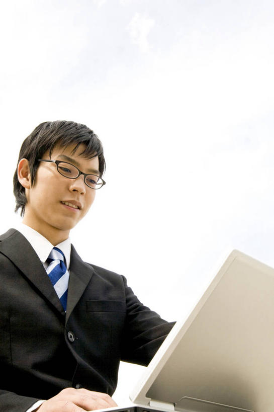 东方人,商务人士,室外,商务,通讯,工作,眼镜,职业,计算机,男人,男性,亚洲人,年轻人,彩图