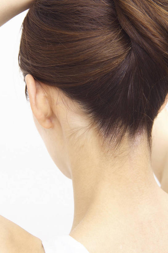 东方人,脖子,室内,白色背景,生活方式,女人,亚洲人,年轻人,彩图,影棚拍摄