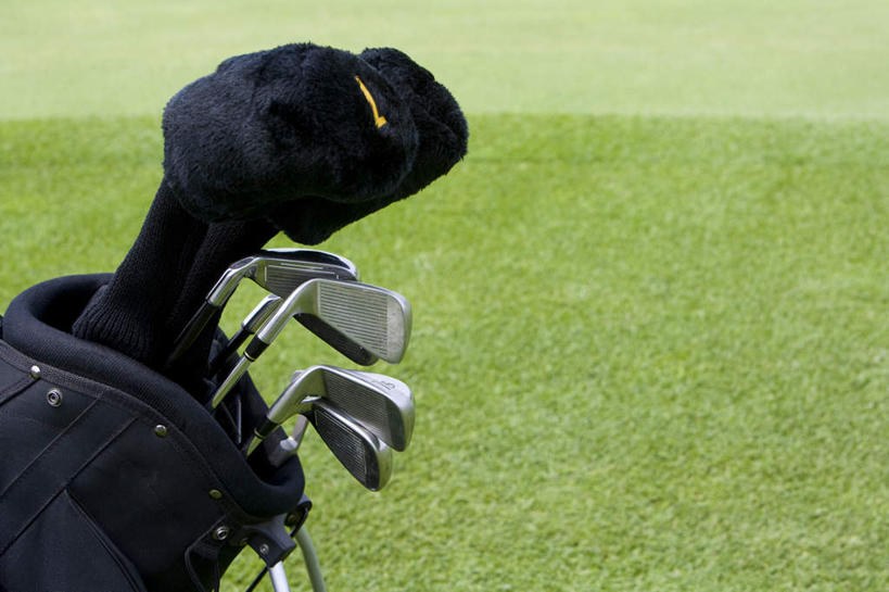 室外,白天,留白,运动,北京,中国,亚洲,球洞,草,绿色,休闲,高尔夫球杆,东亚,高尔夫球包,高尔夫球运动,休闲活动,彩图