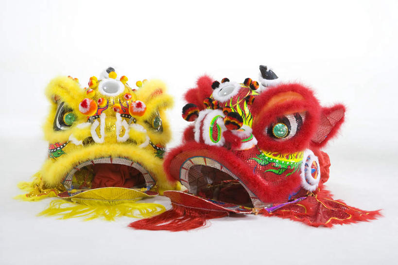 白色背景,正面,民族服装,运气,狮子,北京,中国,春节,亚洲,表演,咆哮,服装,艺术,古典,文化,娱乐,传统,两个,衣服,红色,活力,服饰,古装,中国文化,亚洲狮,典礼,演出服,东亚,东亚文化,鬃毛,韵味,元旦,彩图,影棚拍摄,传统服装,民俗服,传统文化,传统节日