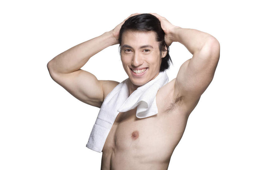 东方人,成年人,头发,健壮,裸体,一个人,举,笑,摸,微笑,露齿笑,横图,白色背景,正面,化妆,美容,性感,幸福,信心,北京,中国,亚洲,仅一个男性,仅一个人,抚摸,护肤,准备,干净,裸露,仅一个年轻男性,黑色,毛巾,托,保养,享受,休闲,放松,活力,保健,摄影,护发素,皮肤,卫生,清新,肖像,裸,东亚,养颜,美发用品,柔和,男人,男性,年轻男性,亚洲人,年轻人,触摸,接触,举起,举手,举着,向上举,向上伸,向上托,半身,彩图,影棚拍摄,SPA美容,英俊,白色人种,朝鲜族