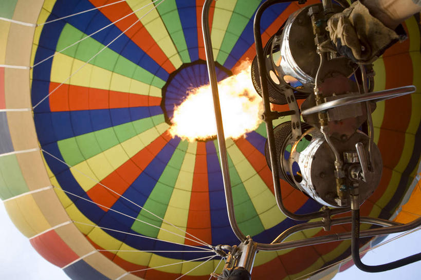 无人,横图,室外,白天,探险,自由,旅途,桂林,中国,亚洲,火焰,半空,浪漫,燃烧,注视,飞,热气球,观察,看,运输,摄影,观看,察看,享乐,关注,东亚,广西壮族自治区,冒险,休闲活动,彩图