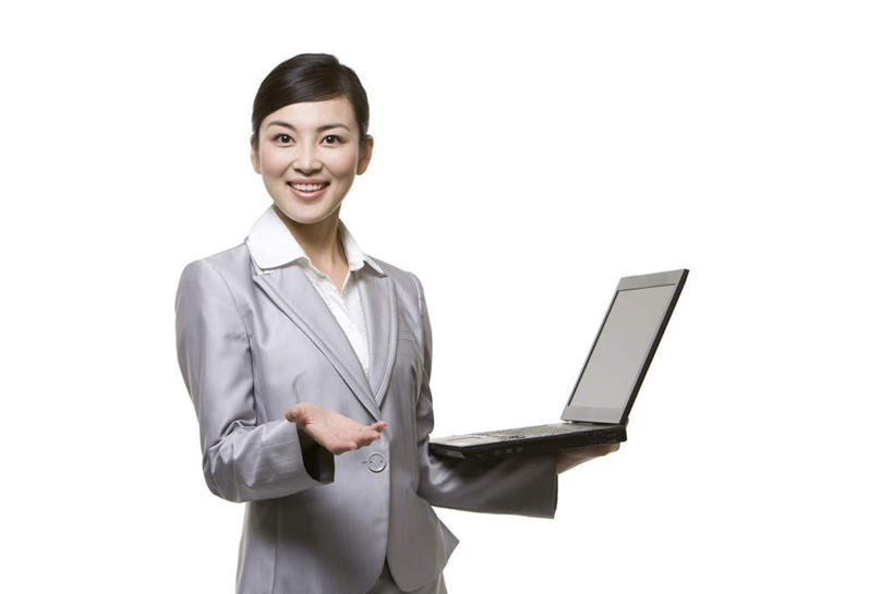 东方人,成年人,一个人,商务人士,商务女性,站,笑,微笑,露齿笑,横图,留白,白色背景,正面,商务,快乐,成功,信心,笔记本电脑,亚洲,仅一个年轻女性,仅一个女性,仅一个人,敲打,套装,正装,瓷器,拿着,输入,打字,点击,敲击,商务装,工薪阶层,东亚,北京市,无线电技术,按键,年轻女性,女人,女性,亚洲人,中国人,年轻人,白领,上班族,半身,彩图,影棚拍摄,了解