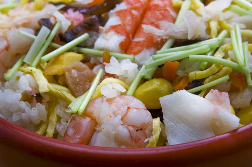 鱼子酱,无人,横图,俯视,室内,特写,白色背景,静物,许多,日本文化,白米,虾,日本料理,食品,米,很多,饮食,碗,摄影,堆,细香葱,简单,膳食,清新,蟹棒,蟹肉棒,东亚文化,健康食物,海产,彩图,高角度拍摄,影棚拍摄,装饰菜,蟹足棒