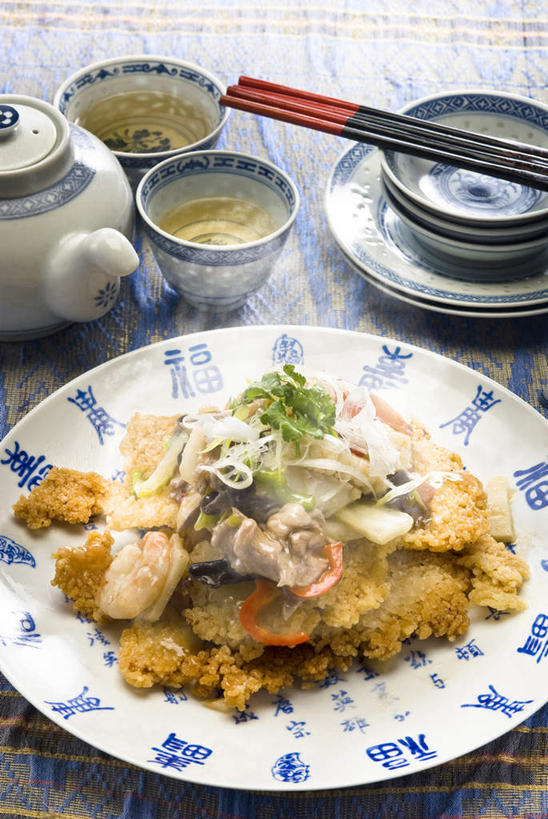 无人,竖图,俯视,室内,筷子,蔬菜,静物,许多,炒菜,炒饭,肉,虾,美味,食品,米,很多,饮食,盘子,茶壶,摄影,简单,膳食,清新,中国文化,主菜,健康食物,茶杯,海产,彩图,高角度拍摄