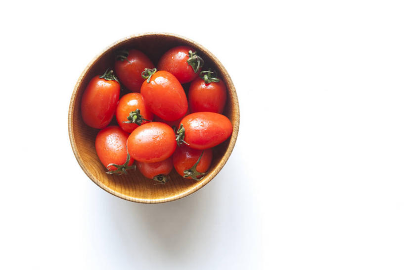 无人,横图,俯视,白色背景,蔬菜,静物,饮食,有机食品,清新,健康食物,樱桃番茄,彩图,高角度拍摄,影棚拍摄