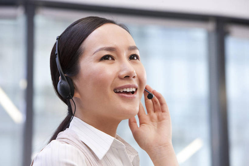 东方人,脸,头,脸颊,一个人,办公室,打电话,微笑,横图,室内,商务,通讯,技术,北京,中国,亚洲,工作,肩膀,耳麦,服务,摄影,销售,贩卖,东亚,忠告,信任,男人,年轻男性,年轻女性,女人,亚洲人,中国人,年轻人,头部,脸部,脸蛋,面部,说话,彩图,客户服务代表