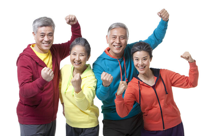 东方人,成年人,中年人,老年人,四个人,举,横图,白色背景,正面,运动服,快乐,兴奋,友谊,信心,中国,亚洲,欢呼,庆祝,刺激,社区,托,力量,享乐,东亚,亚洲人,中国人,举起,举手,举着,向上举,向上伸,向上托,半身,彩图,影棚拍摄