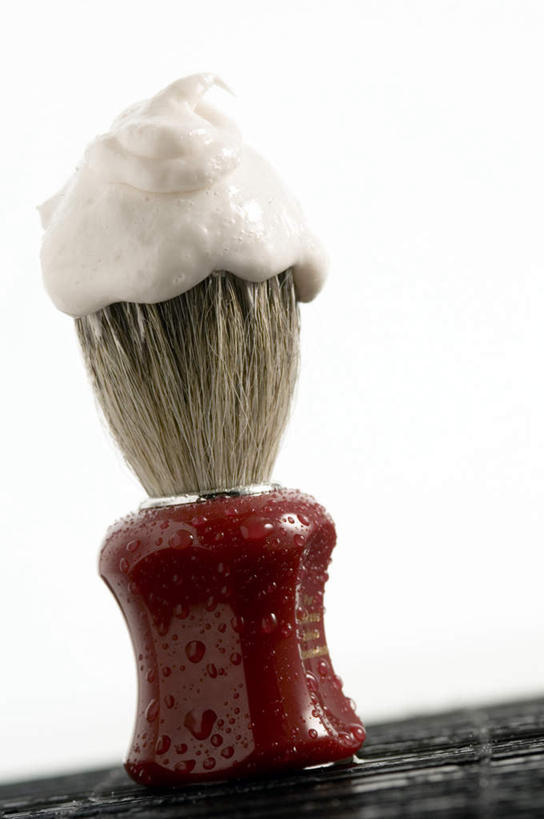 无人,竖图,室内,特写,白天,仰视,静物,阴影,反射,影子,一个,刷子,单个,剃须膏,剃须,清洁用具,剃须泡沫,剃须啫喱,修面刷,洗浴用具,刮胡泡,刮胡啫喱,剃须沫,剃须泡,彩图,低角度拍摄